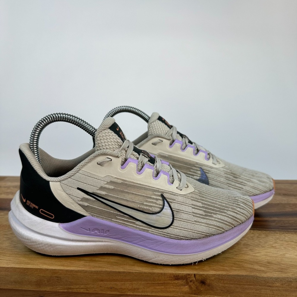 Womens Nike Winflo 9 Ivory Athletic Athletic Running Sneakers Shoes Size 6 M GUC